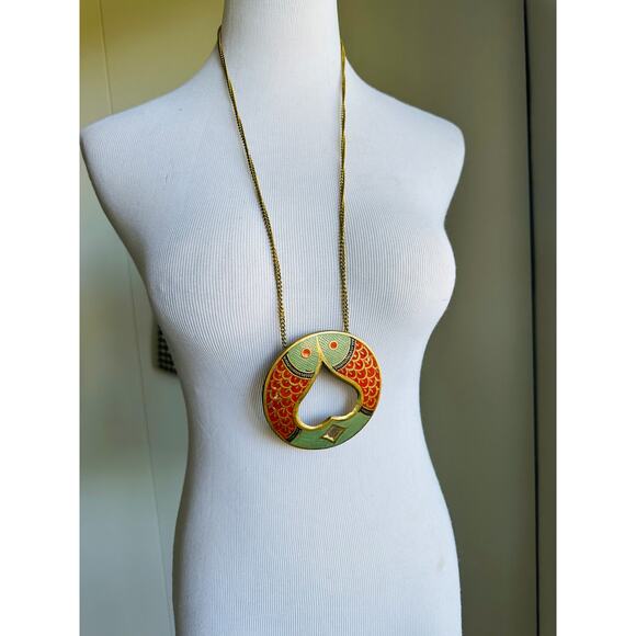 Vintage Brass Fish Pendant Necklace Made in India Rust Green Gold Statement - Picture 6 of 6